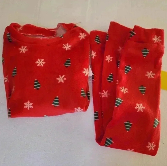 Pajamas Red Winter Snowflake 2 Piece Pants Set Christmas Red White New size  24 - Picture 4 of 7
